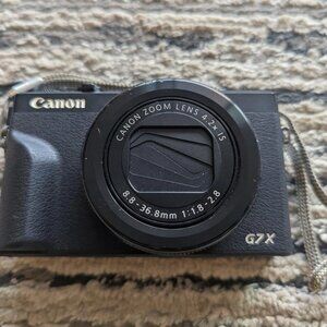 Canon PowerShot G7 X Mark III Bundle – 128GB SD Card, Anker Card Reader, 3 Batte